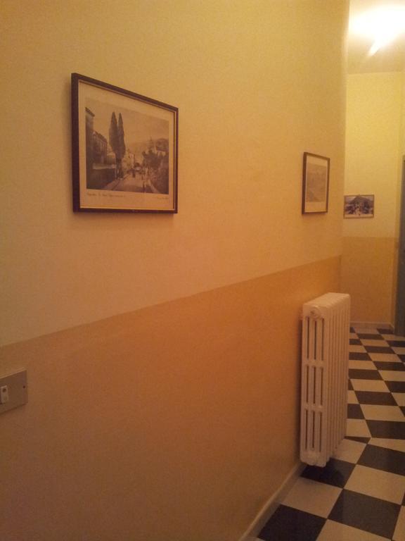Albergo Tarsia カストロヴィッラリ 部屋 写真